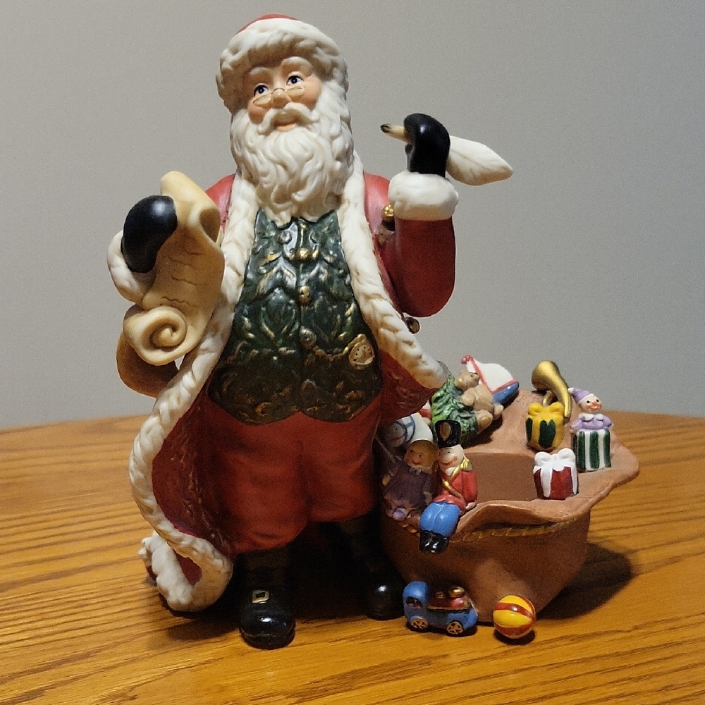 Santa Claus Holiday Candle Holder - Partylite